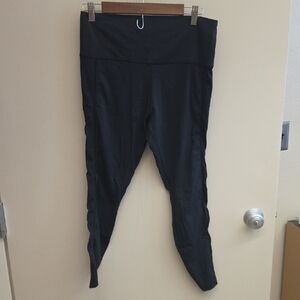 Nike Black High-Waist Leggings